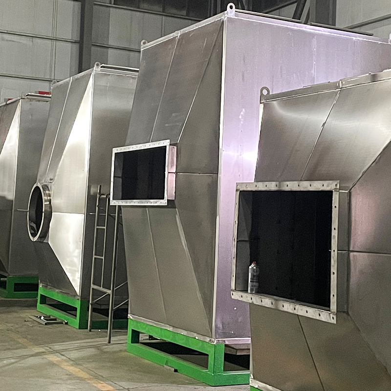 Konstrukcja do załadunku i rozładunku z góry. Skrzynia adsorpcyjna z węglem aktywnym ze stali nierdzewnej 304